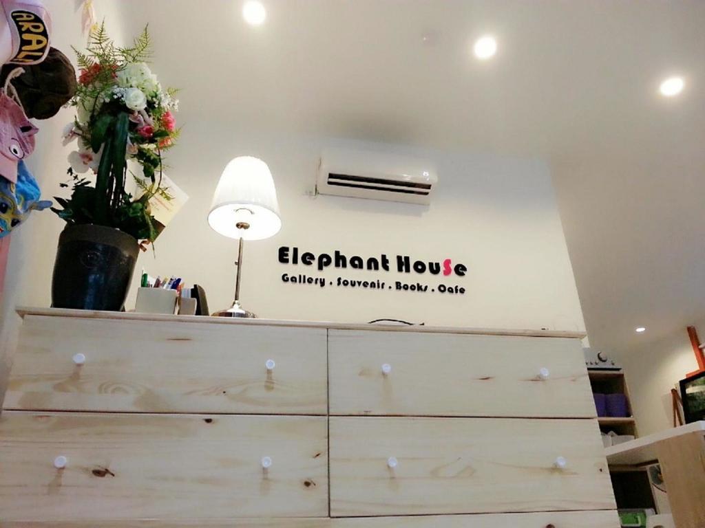 Elephant House Themed Hotel Τζωρτζ Τάουν Εξωτερικό φωτογραφία